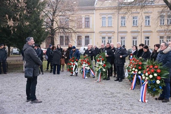 Počast žrtvama holokausta u Osijeku