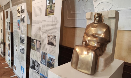 Kako su likovni umjetnici prikazivali kralja Tomislava?