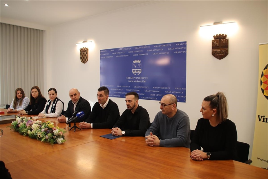 Ovogodišnje Vinkovačke jeseni pod sloganom “Vlak slavonske ravnice”