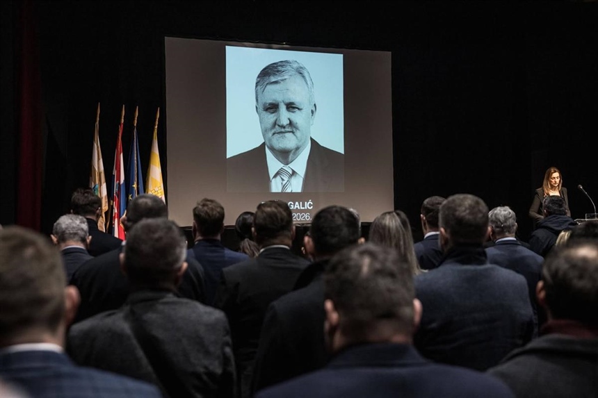 Na posljednji počinak ispraćen dugogodišnji župan Vukovarsko-srijemske županije Božo Galić