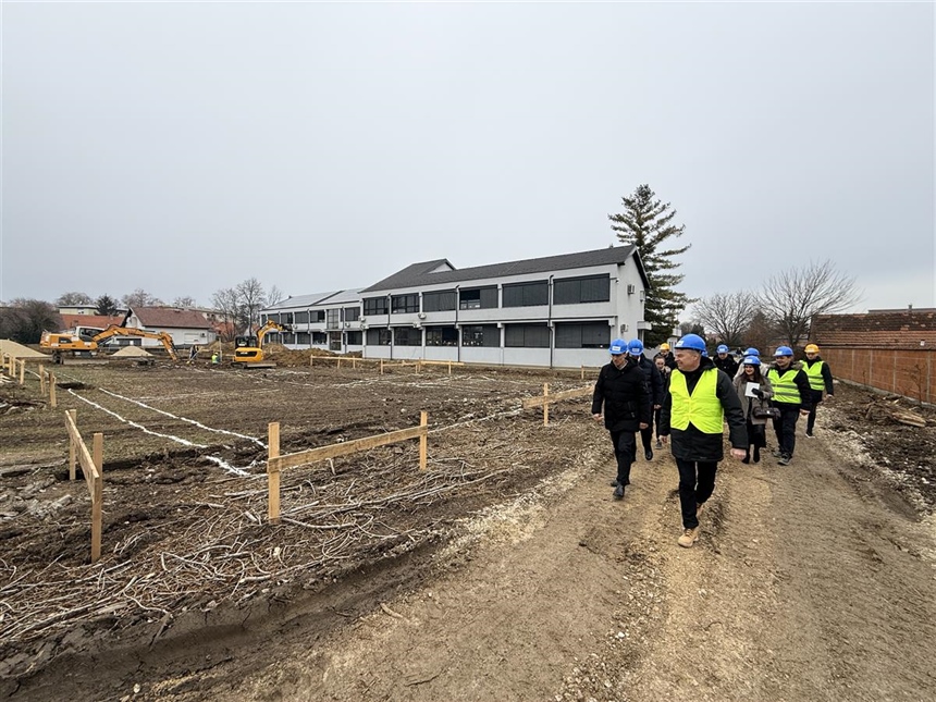 Vinkovci nastavljaju opsežna ulaganja u školstvo: u tijeku radovi na dogradnji OŠ Vladimira Nazora