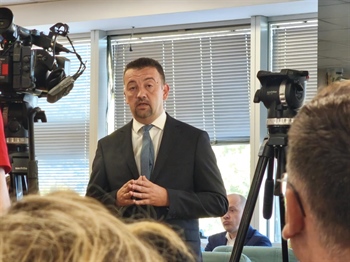 Pavliček o uklanjanju spomenika u Borovu selu: „Za spomenike koji veličaju agresiju nema mjesta u Hrvatskoj“