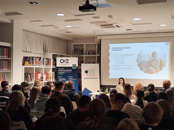 Velik interes za prvi antistresni ponedjeljak u Gradskoj knjižnici Vukovar