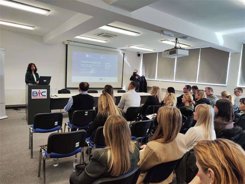 Održan edukacijski seminar „Umjetna inteligencija: AI alati, kako rade i kako vam mogu pomoći u poslovanju“