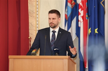 Prava zaposlenika osječke gradske uprave povećana za 11 posto