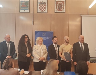 Mladi dobili ključeve: 46 obitelji u Vukovaru i Iloku riješilo stambeno...