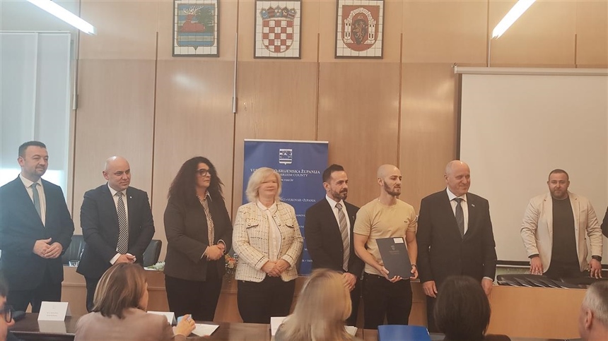 Mladi dobili ključeve: 46 obitelji u Vukovaru i Iloku riješilo stambeno pitanje