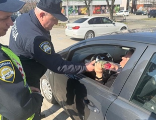Policija u Županji zaustavljala vozačice, ali ovaj put zbog ruža