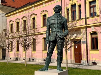 Vinkovci odali počast banu Josipu Šokčeviću