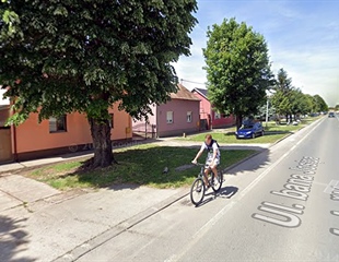 Teško ozlijeđena biciklistica u prometnoj nesreći u Vinkovcima