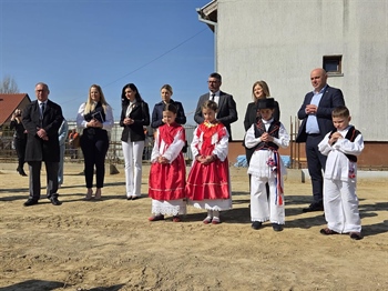 Župan Bosančić posjetio Općinu Tovarnik: Položen kamen temeljac za školsku sportsku dvoranu
