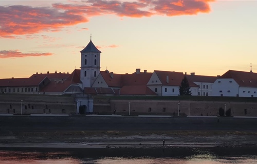 Polaganjem vijenaca Hrvatski domobran Osijek obilježio 35. godišnjicu...