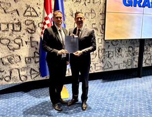 Potpisan ugovor za rekonstrukciju nogometnog terena na Gradskom...