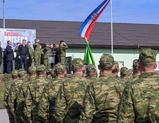 Milanović prvoj generaciji ročnika poručio: Vojska je stega, ali i...