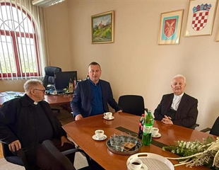 Biskup u miru Franjo Komarica posjetio Općinu Stari Jankovci