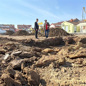 Rimska nekropola ispod buduće tržnice: arheolozi u Vinkovcima pronašli...