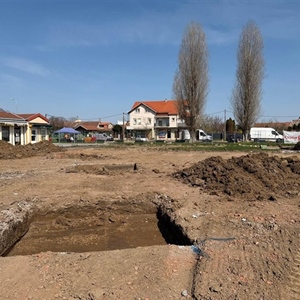 Na gradilištu u Vinkovcima pronađena tri kosturna i 20 paljevinskih...