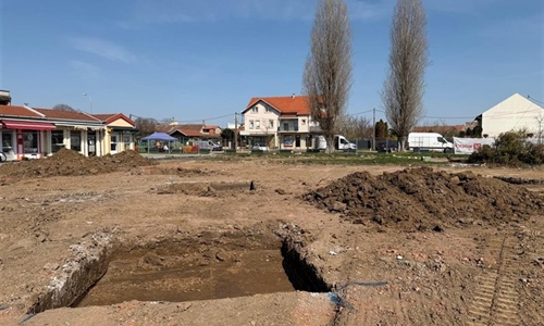 Na gradilištu u Vinkovcima pronađena tri kosturna i 20 paljevinskih...