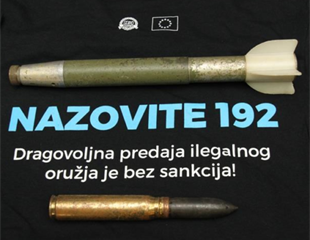Oružje i eksploziv izlaze iz domova: Građani predali strojnice, bombe i...