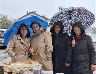 Udruga Hrvatska žena iz Starih Jankovaca prodajom kolača pomogla akciju...