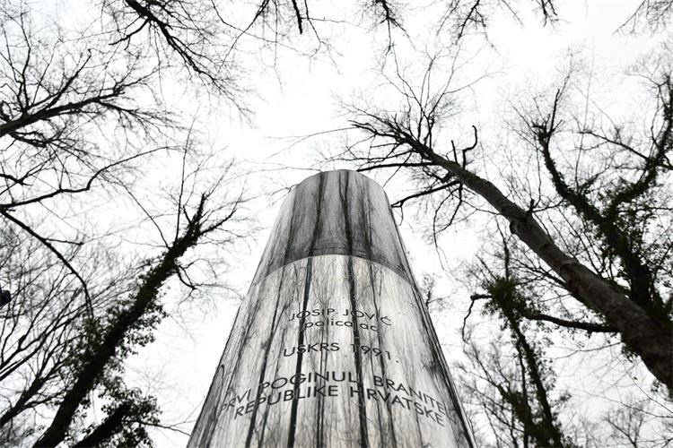 Medved i Božinović: Sjećanjem na Krvavi Uskrs izražavamo zahvalu svim braniteljima