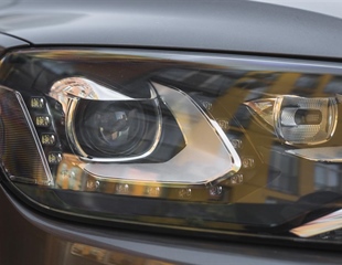 Od danas vozači nisu obvezni paliti dnevna svjetla