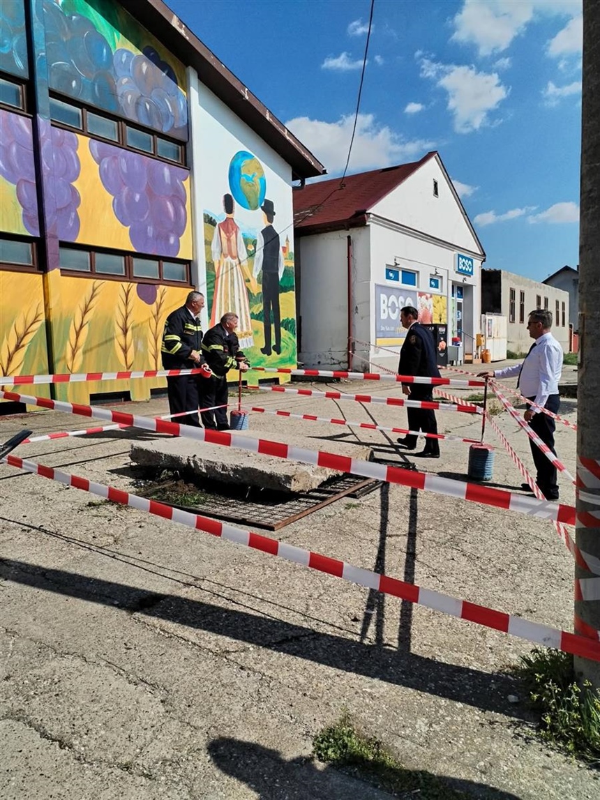 Upozorenje iz Općine Lovas: Otvorila se velika rupa, potreban oprez