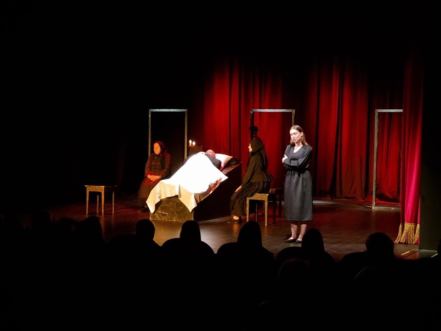 Smotra kazališnih amatera počela predstavom Narikače