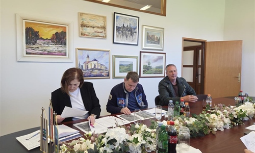 Gradi se stambena zgrada u Jarmini