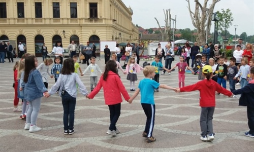 Ministar Fuchs: Do 2030. godine svako će dijete imati mjesto u vrtiću