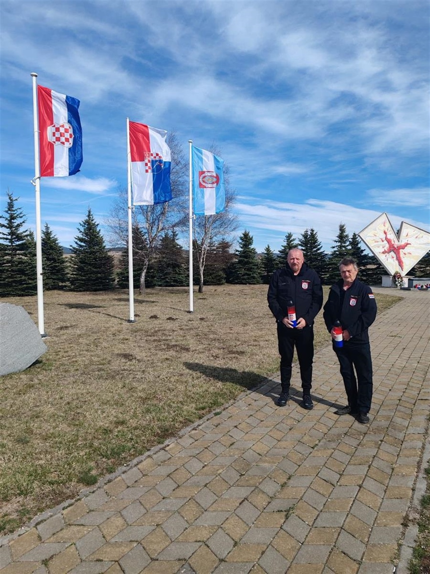 Vukovarski branitelji na obilježavanju godišnjice stradanja na Kupresu