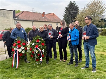 Odana počast braniteljima Zagrebačkog bloka u Vinkovcima
