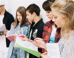 Srednjoškolci iz 57 škola u ponedjeljak će oponašati zastupnike