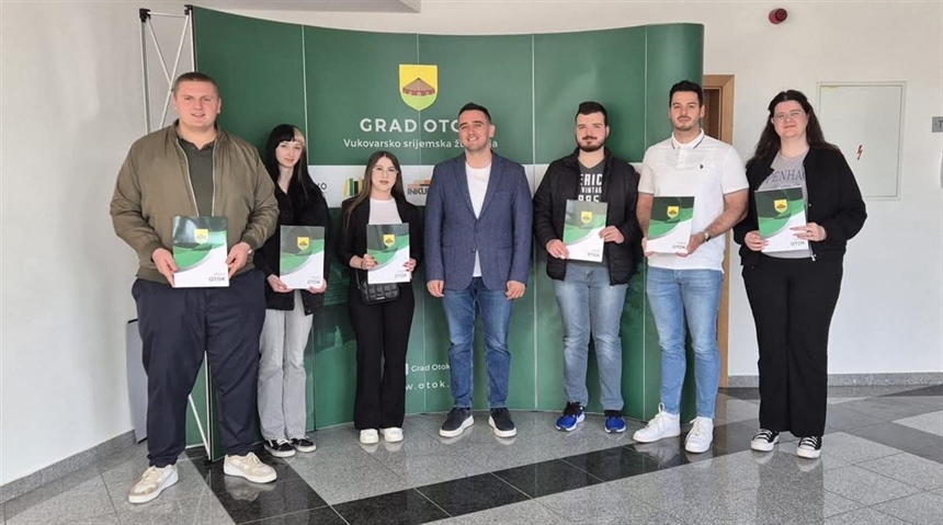 Grad Otok dodijelio 29 stipendija studentima za akademsku godinu 2025./2026.