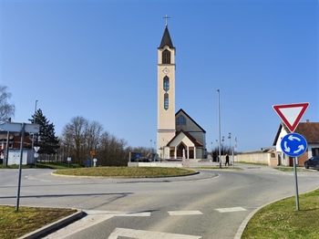 Općini Bogdanovci više od pola milijuna eura za obnovu doma Sokolana u Petrovcima