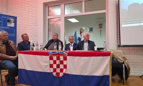 Tribina „Hrvatska vas zove” u Vinkovcima: Svjedoci vremena prenijeli...