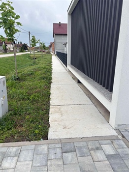 Uređenje pješačke staze u Ulici Ante Starčevića u Tordincima