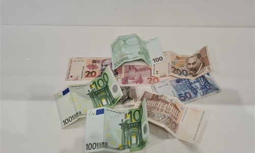 U petak isplata mirovina za travanj