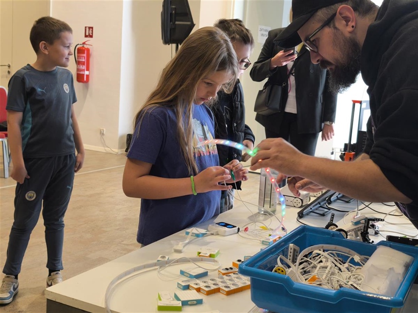 U Vukovaru je u tijeku STEM Fest „Dan otvorenih vrata – Ružička Lab“