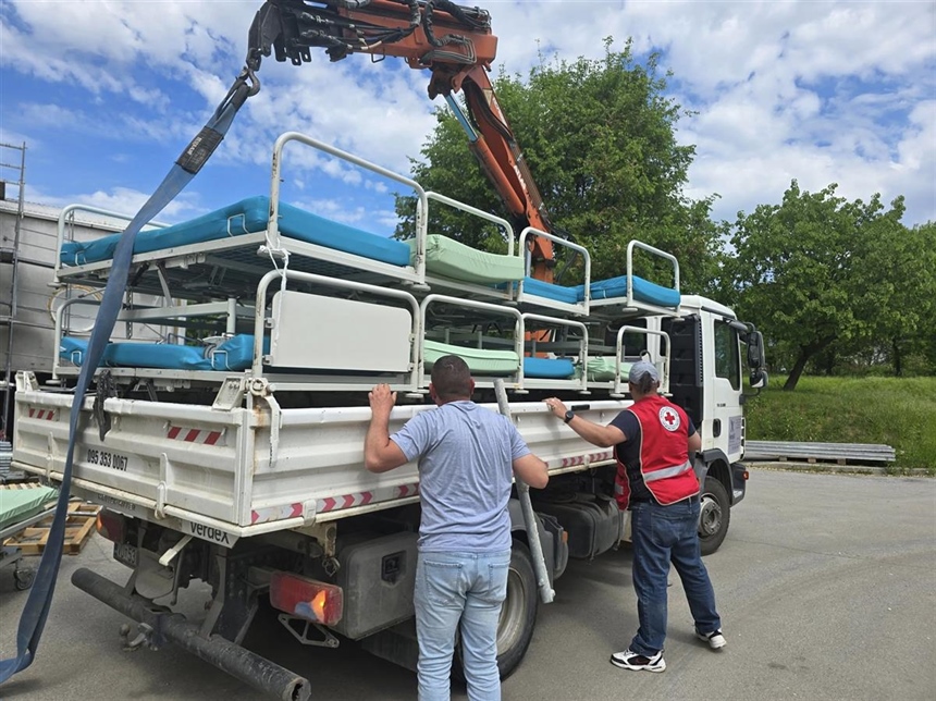 Humanitarna suradnja: 11 bolničkih kreveta za Crveni križ Vukovar