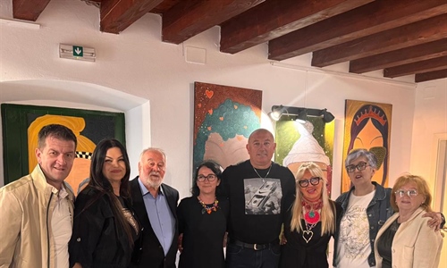 Vukovarski umjetnici u Jezerima spojili ratnu bol i radost slobode:...
