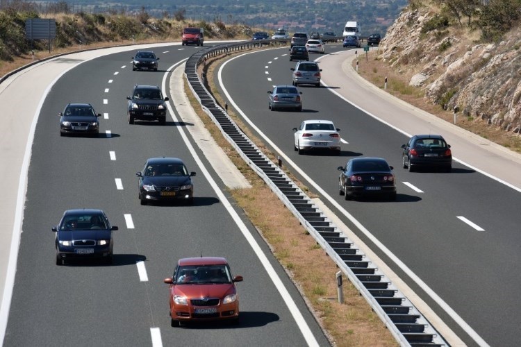 Tri prometne nesreće na području županije: ozlijeđeno dijete i vozač, evidentirano i 12 prekršaja brzine