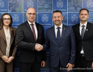 Delegacija Grada Tuzle u posjetu Vukovaru