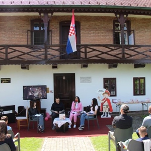 U Gradskom muzeju Županja predstavljen dječji vodič „Idemo u Čardak!“