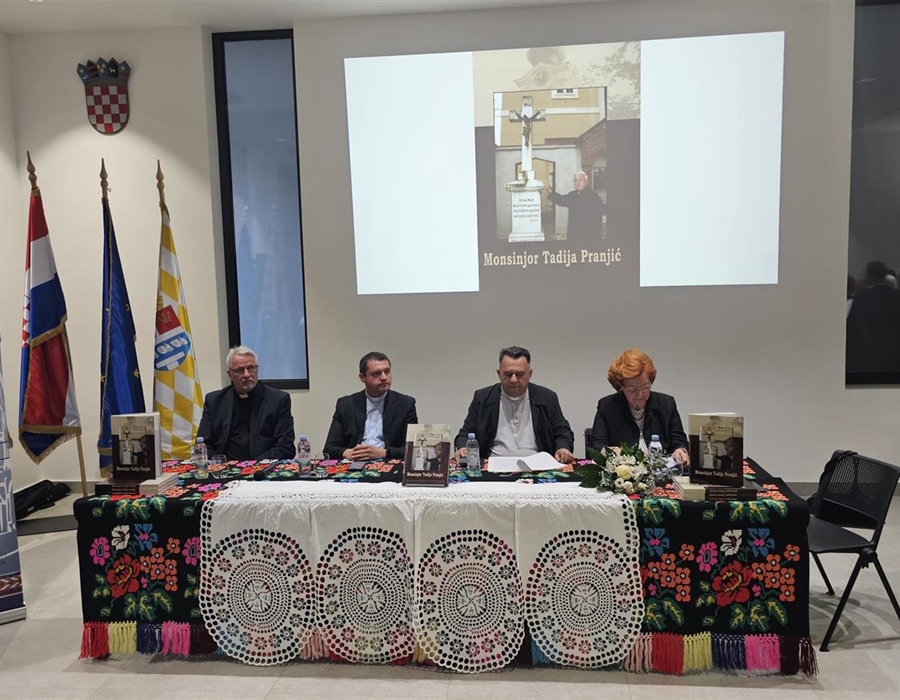 Trajni zapis o čovjeku vjere i naroda: U Vinkovcima predstavljena...