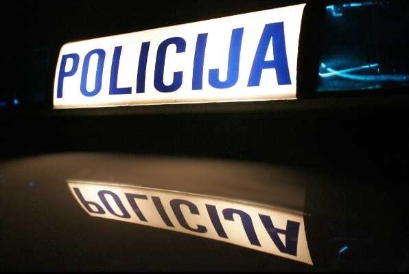 Policijski službenik u Vinkovcima pod utjecajem alkohola izazvao prometnu nesreću