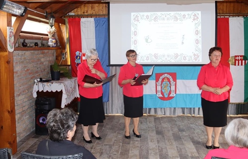 Bogata tradicija i pjesma obilježile 19. Večer mađarskog folklora u...