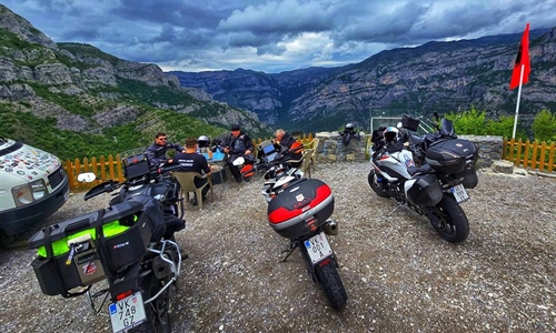 Vinkovački motociklisti u četiri dana prošli 1.505 kilometara kroz tri...