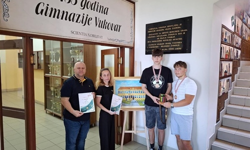 Vukovarski gimnazijalci osvojili zlato za uređaj FlexiSOS