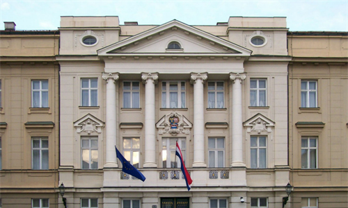 Energetska pića više neće biti dostupna maloljetnicima: „Stali smo na...